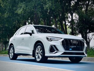 2020 Audi Q3 35 TFSI II (F3), белый, 1720000 рублей, вид 3