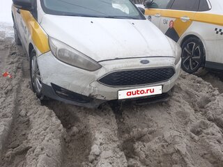 2016 Ford Focus III Рестайлинг, белый, 380000 рублей, вид 3