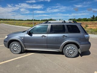 2005 Mitsubishi Outlander I, серый, 560000 рублей, вид 5