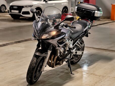 2006 Yamaha FZ6, серебристый, 500000 рублей, вид 2