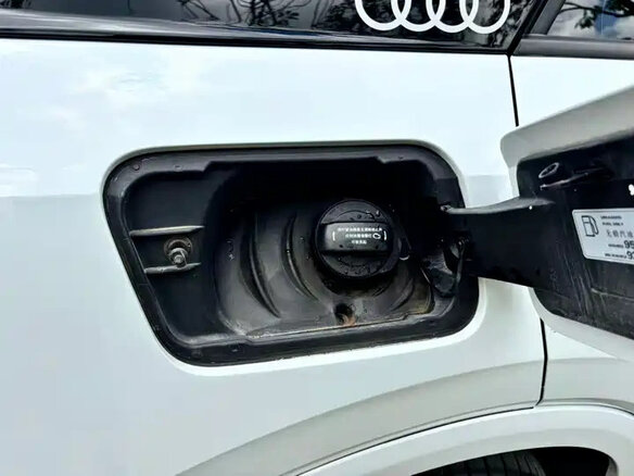 2022 Audi Q2 L 35 TFSI I Рестайлинг, белый, 1650004 рублей - вид 9
