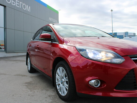 2012 Ford Focus III, красный - вид 29