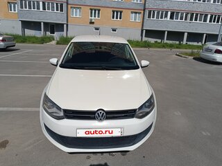2011 Volkswagen Polo V, белый, 425000 рублей, вид 1