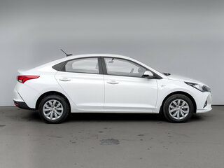 2022 Hyundai Solaris II Рестайлинг, белый, 1610000 рублей, вид 4