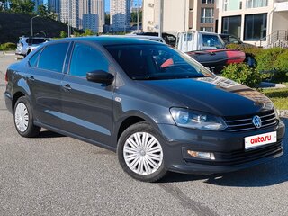 2017 Volkswagen Polo V Рестайлинг, серый, 870000 рублей, вид 3