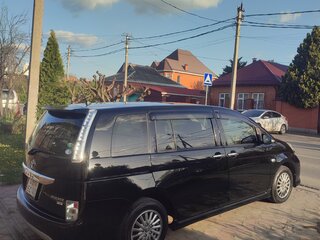 2014 Toyota ISis I Рестайлинг, чёрный, 1495000 рублей, вид 3