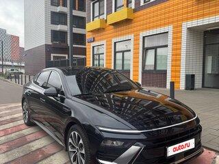 2024 Hyundai Sonata VIII (DN8) Рестайлинг, чёрный, 4000000 рублей, вид 3