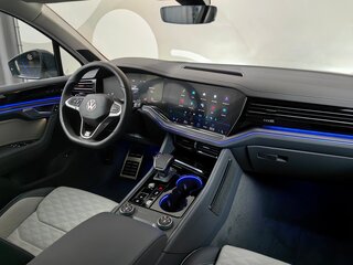 2026 Volkswagen Touareg III Рестайлинг, бежевый, 13900000 рублей, вид 5