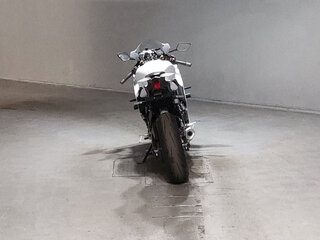 2024 Yamaha YZF-R7, белый, 830000 рублей, вид 4