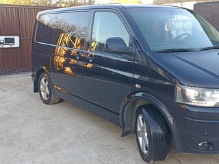2013 Volkswagen Multivan T5 Рестайлинг, чёрный, 1950000 рублей, вид 1