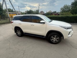 2022 Toyota Fortuner II Рестайлинг, белый, 4250000 рублей, вид 4