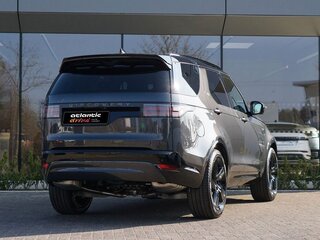 2026 Land Rover Discovery D350 V Рестайлинг, серый, 9490000 рублей, вид 3