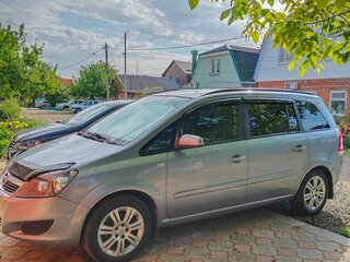 2008 Opel Zafira B, серый, 750000 рублей, вид 4