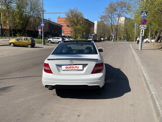 2012 Mercedes-Benz C-Класс 180 BlueEFFICIENCY III (W204) Рестайлинг, белый, 1750000 рублей, вид 4