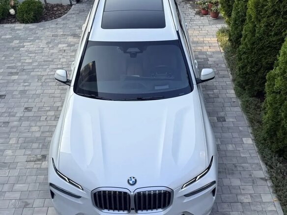 2023 BMW X7 40d I (G07) Рестайлинг, белый, 12900000 рублей - вид 1