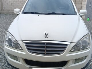 2012 SsangYong Kyron 6-speed I Рестайлинг, белый, 1000000 рублей, вид 1