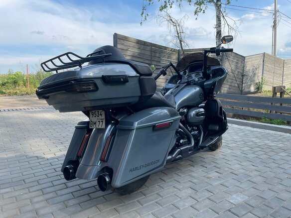 2017 Harley-Davidson Road Glide, серый, 2150000 рублей - вид 5