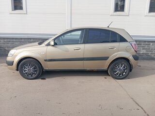 2007 Kia Rio II, бежевый, 380000 рублей, вид 4