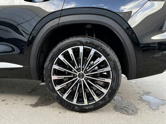 2026 Geely Monjaro I, чёрный - вид 17