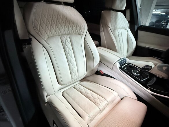 2020 BMW X7 30d I (G07), белый, 6490000 рублей - вид 7