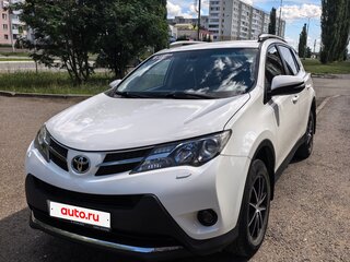 2013 Toyota RAV4 IV (XA40), белый, 1800000 рублей, вид 1