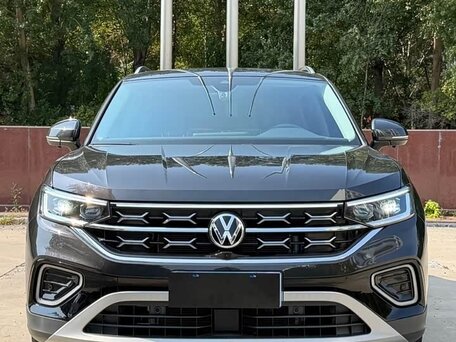 2023 Volkswagen Tayron I Рестайлинг, серый, 2776063 рублей, вид 2