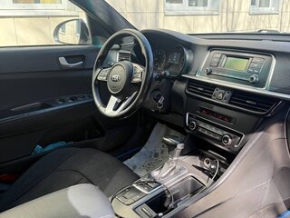 2018 Kia Optima IV Рестайлинг, жёлтый, 1150000 рублей, вид 5