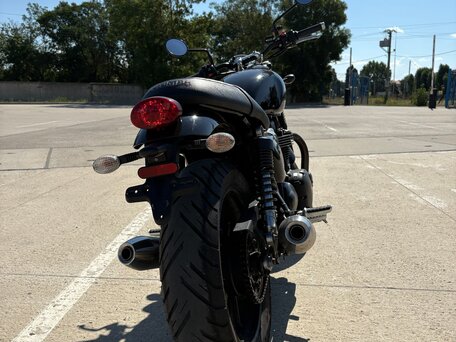 2016 Triumph Street Twin, чёрный, 700000 рублей, вид 4