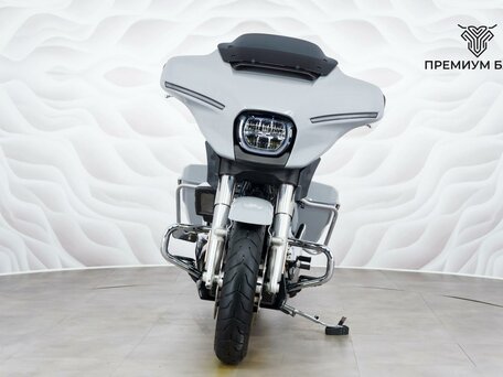 2024 Harley-Davidson Street Glide, серый, 2677000 рублей, вид 4