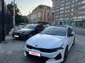 2021 Kia K5 III, белый - вид 5