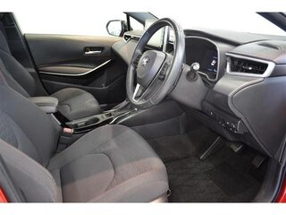 2021 Toyota Corolla Sport XII (E210), красный, 1250000 рублей, вид 5