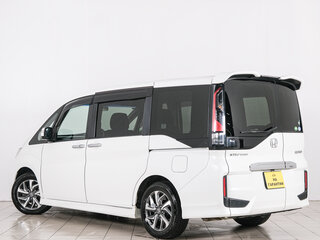 2015 Honda Stepwgn Spada V, белый, 1649000 рублей, вид 4