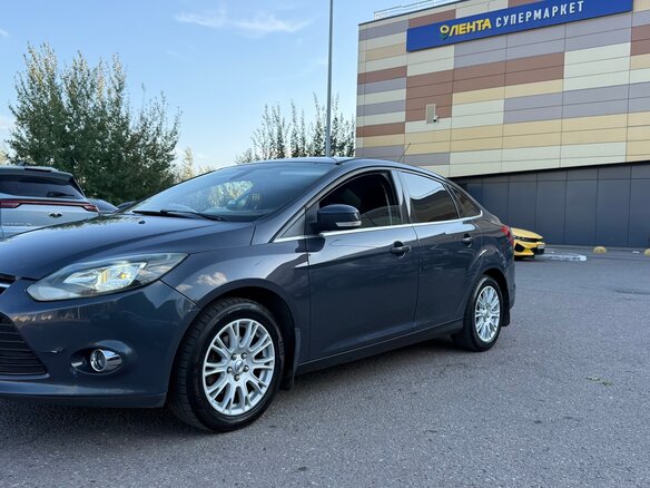 2012 Ford Focus III, серый, 799999 рублей