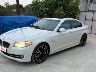 2011 BMW 5 серии 528i VI (F10/F11/F07), белый, 1900000 рублей, вид 1
