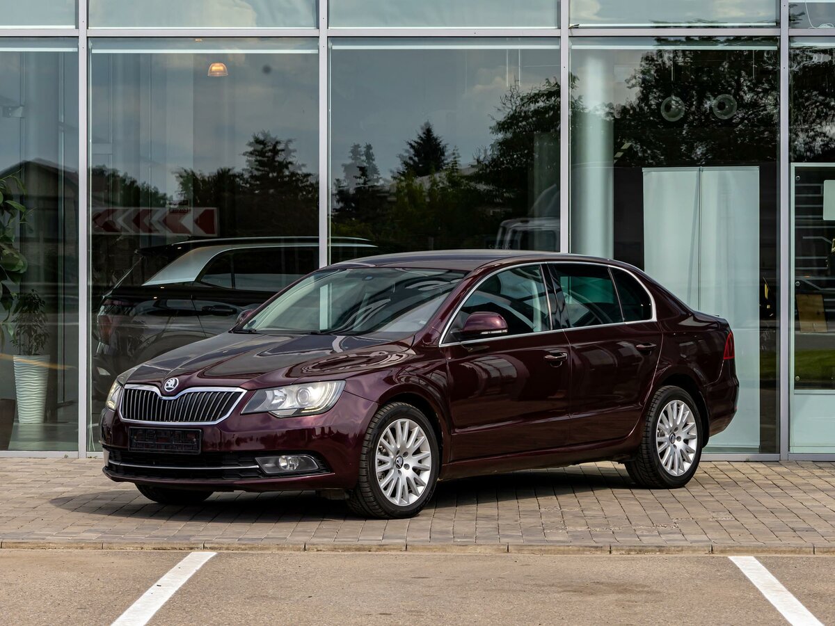 Открыть фотографии: Skoda Superb II Рестайлинг