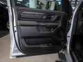 2026 Ram 1500 Crew Cab V Рестайлинг, серебристый, 9490000 рублей - вид 11