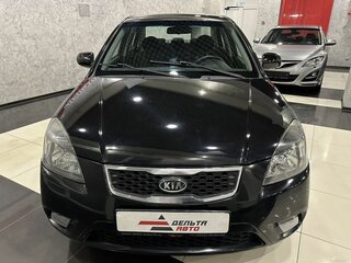 2010 Kia Rio II Рестайлинг, чёрный, 765000 рублей, вид 2