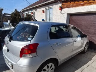 2010 Toyota Vitz II (XP90), серый, 610000 рублей, вид 4