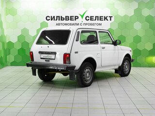 2011 Lada (ВАЗ) 2121 (4x4) I Рестайлинг, белый, 370000 рублей, вид 2