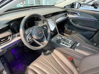 2024 Hongqi H5 II, чёрный, 4280000 рублей, вид 5