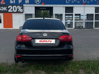 2014 Volkswagen Jetta VI, чёрный, 935000 рублей, вид 3