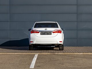 2013 Toyota Corolla XI (E160, E170, E180), белый, 1556000 рублей, вид 5