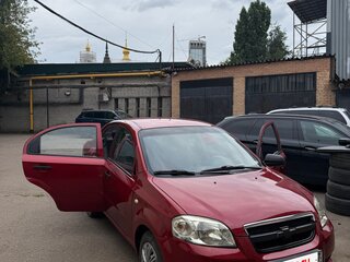 2008 Chevrolet Aveo I Рестайлинг, красный, 355000 рублей, вид 2