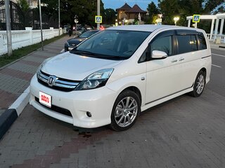 2015 Toyota ISis I Рестайлинг, белый, 1390000 рублей, вид 1
