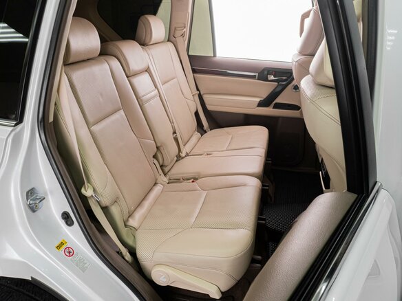 2011 Lexus GX 460 II, белый - вид 10