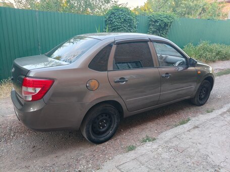 2015 Lada (ВАЗ) Granta I, коричневый, 340000 рублей, вид 3