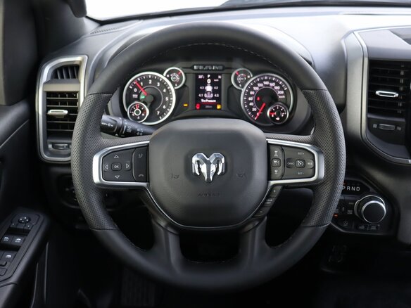 2026 Ram 1500 Crew Cab V Рестайлинг, чёрный, 9460000 рублей - вид 24