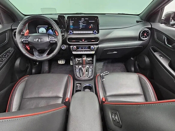 2022 Hyundai Kona I Рестайлинг, чёрный - вид 4