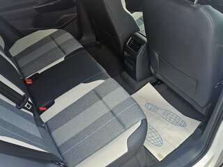 2022 Volkswagen ID.4 Crozz, белый, 4250000 рублей, вид 4