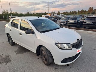 2018 Renault Logan II, белый, 575000 рублей, вид 1